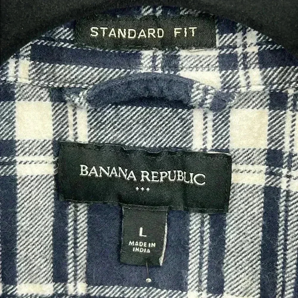 Banana Republic Men’s Flannel Shirt Size L Navy/White Plaid Button-down Cotton